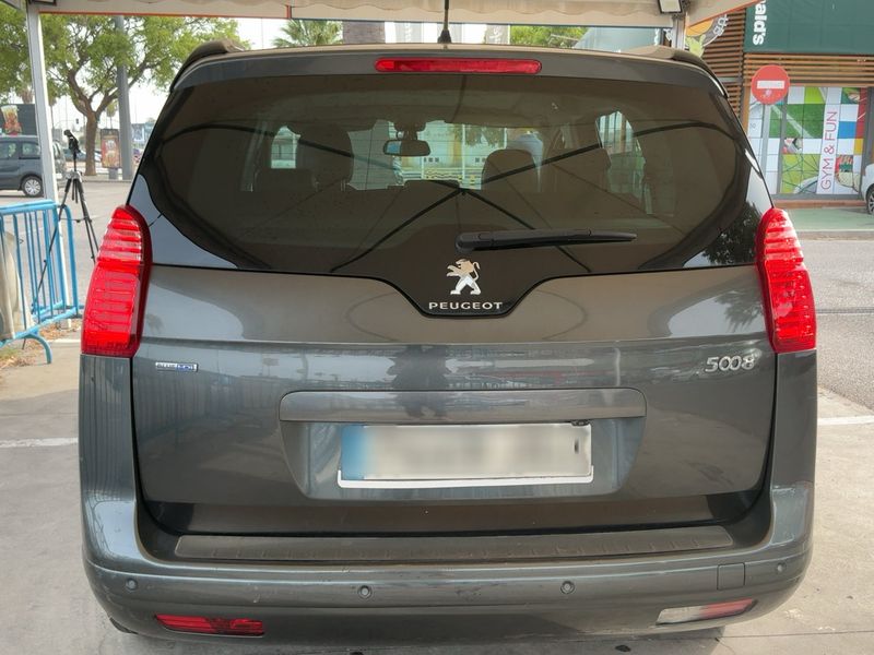 Peugeot 5008 1.6 Blue-HDi Allure 2015 – снимка 7