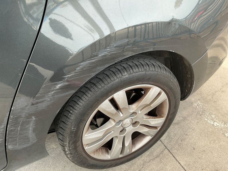 Peugeot 5008 1.6 Blue-HDi Allure 2015 – снимка 32