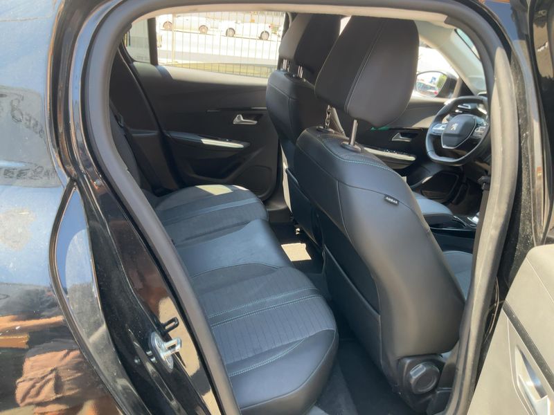 Peugeot 208 electric drive 100 kW Allure Pack 2021 – снимка 19