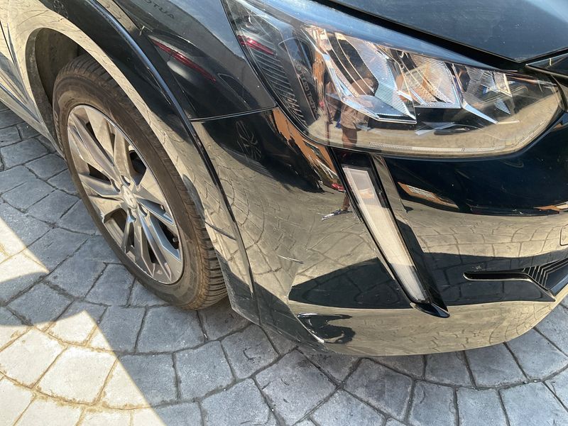 Peugeot 208 electric drive 100 kW Allure Pack 2021 – снимка 32