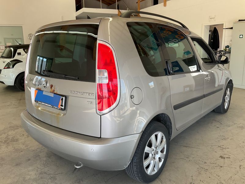 Skoda Roomster 1.2 TSI Ambition 2014 – снимка 2