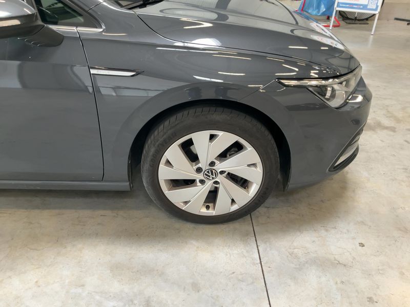 Volkswagen Golf VIII 1.5 eTSI ACT Style 2020 – снимка 11