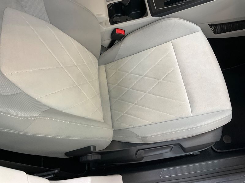 Volkswagen Golf VIII 1.5 eTSI ACT Style 2020 – снимка 25