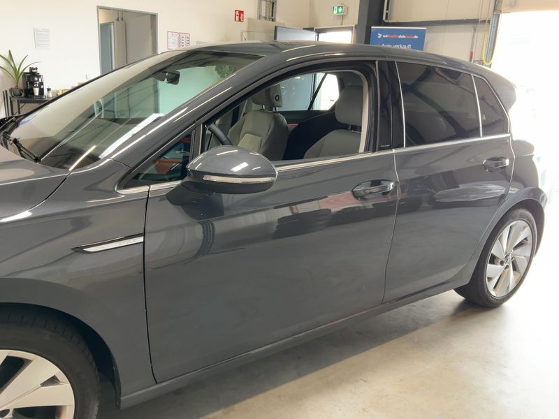 Volkswagen Golf VIII 1.5 eTSI ACT Style 2020 – снимка 4