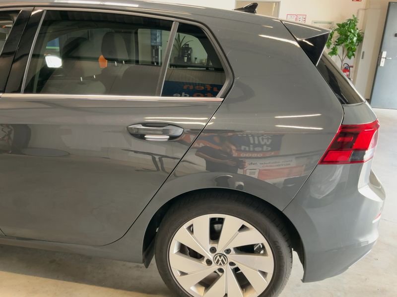 Volkswagen Golf VIII 1.5 eTSI ACT Style 2020 – снимка 6