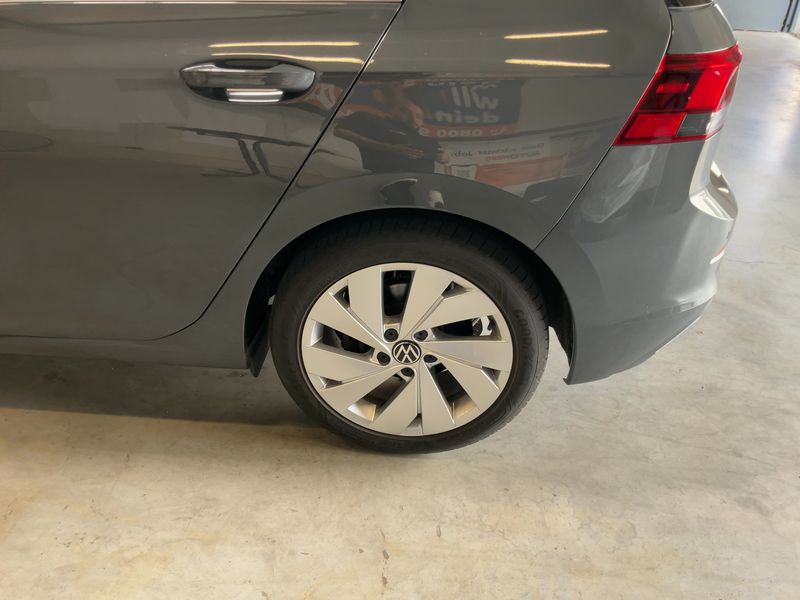 Volkswagen Golf VIII 1.5 eTSI ACT Style 2020 – снимка 5