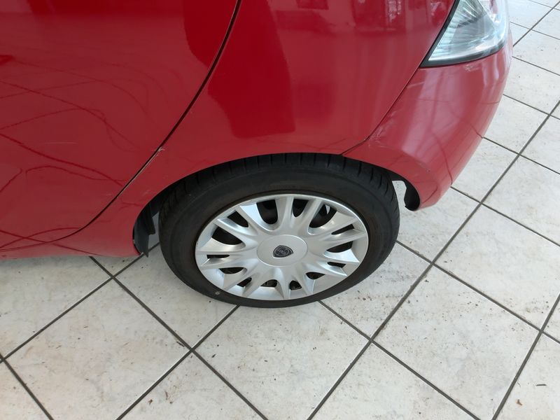 Lancia Ypsilon 1.2 Silver 2014 – снимка 5