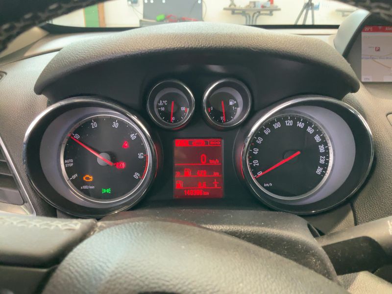 Opel Mokka 1.6 CDTI DPF Edition ecoFlex 4x4 2016 – снимка 18