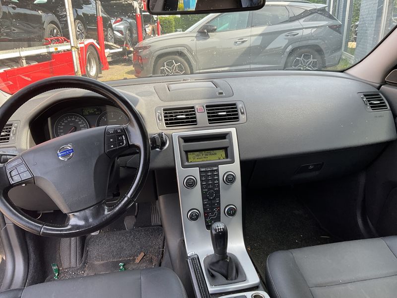 Volvo S40 1.6 DRIVe 2010 – снимка 3