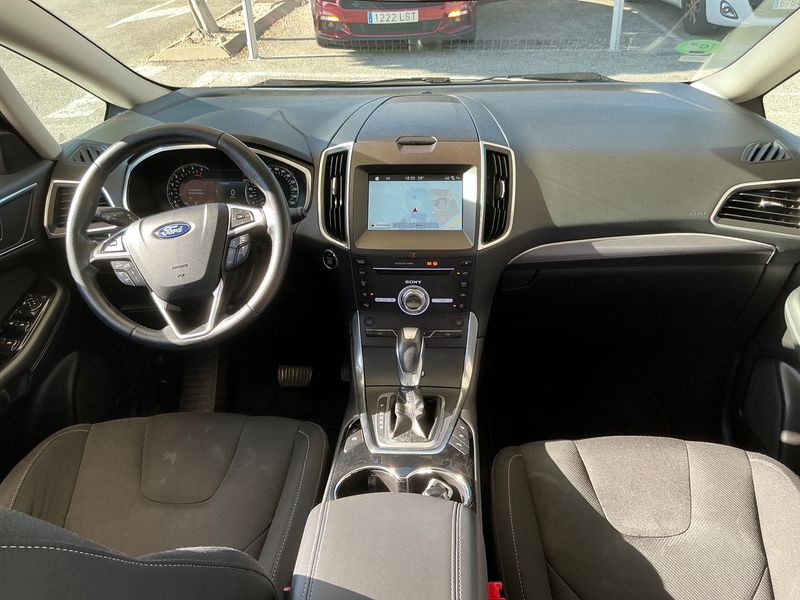 Ford S-Max 2.0 TDCi Titanium 2017 – снимка 17