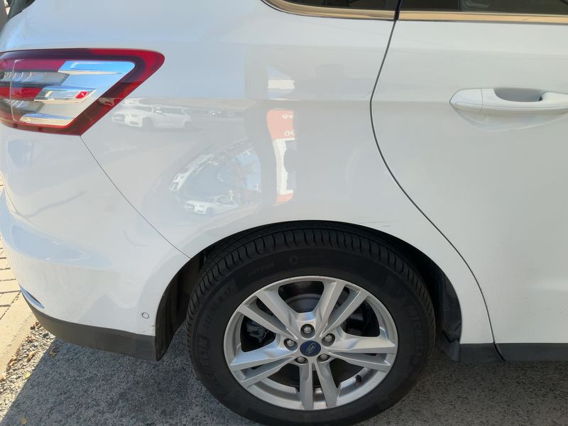 Ford S-Max 2.0 TDCi Titanium 2017 – снимка 9