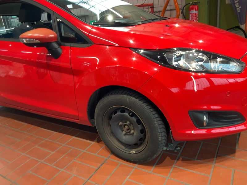 Ford Fiesta 1.0 SYNC Edition 2015 – снимка 12