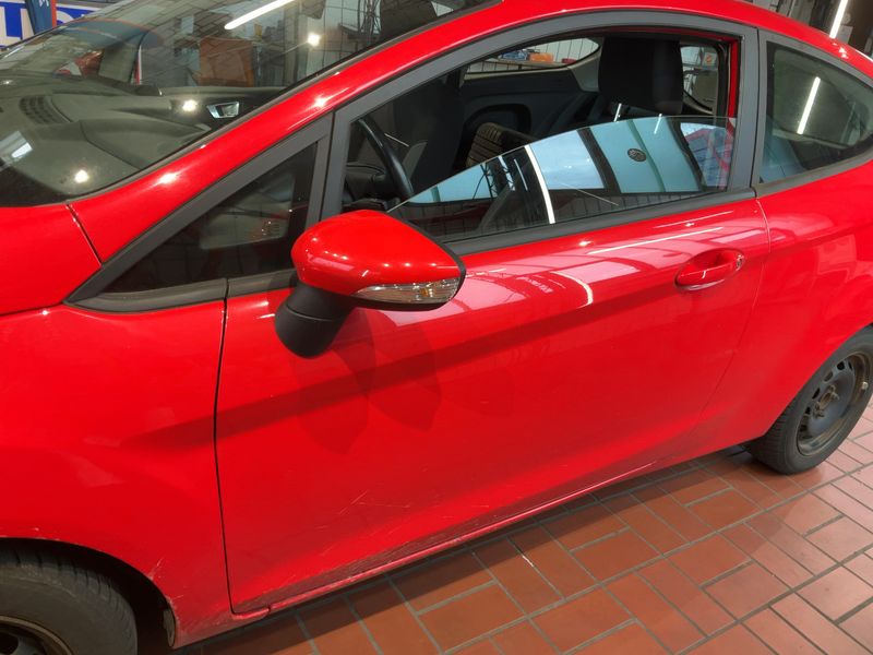 Ford Fiesta 1.0 SYNC Edition 2015 – снимка 4