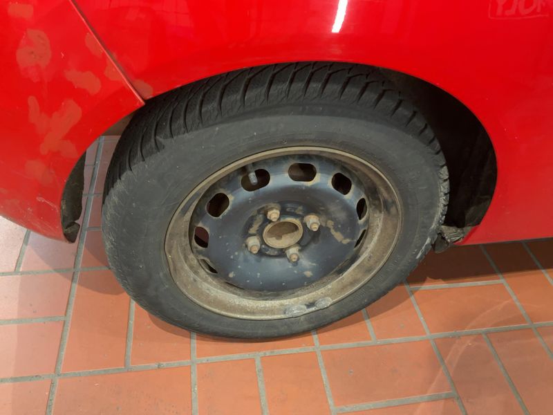 Ford Fiesta 1.0 SYNC Edition 2015 – снимка 9