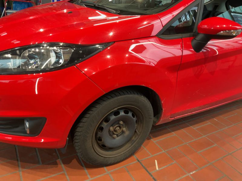 Ford Fiesta 1.0 SYNC Edition 2015 – снимка 2