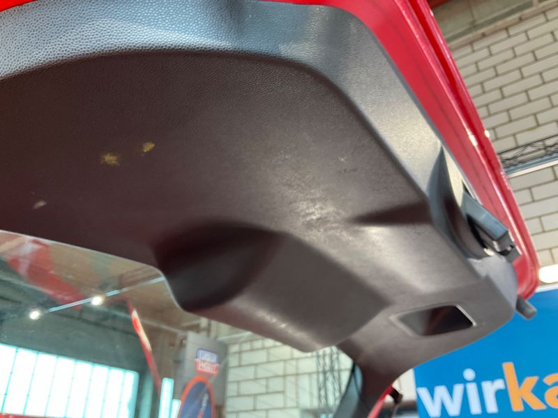 Ford Fiesta 1.0 SYNC Edition 2015 – снимка 28