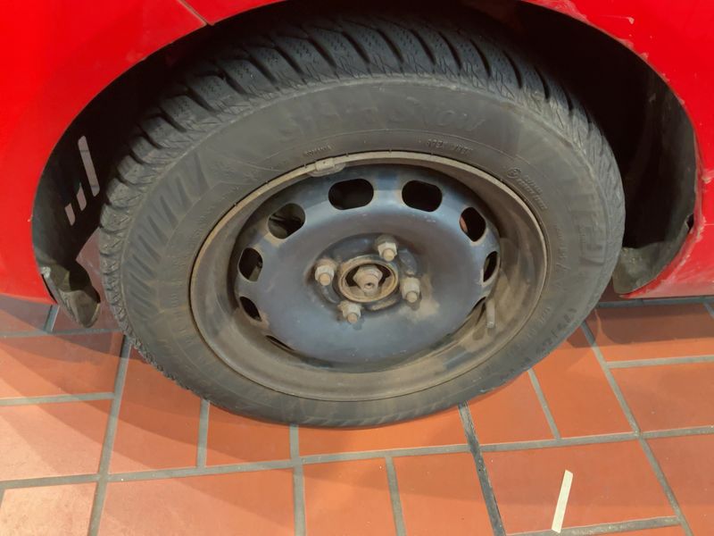 Ford Fiesta 1.0 SYNC Edition 2015 – снимка 3