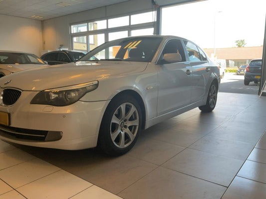 BMW 5er 523i 2009 – снимка 2