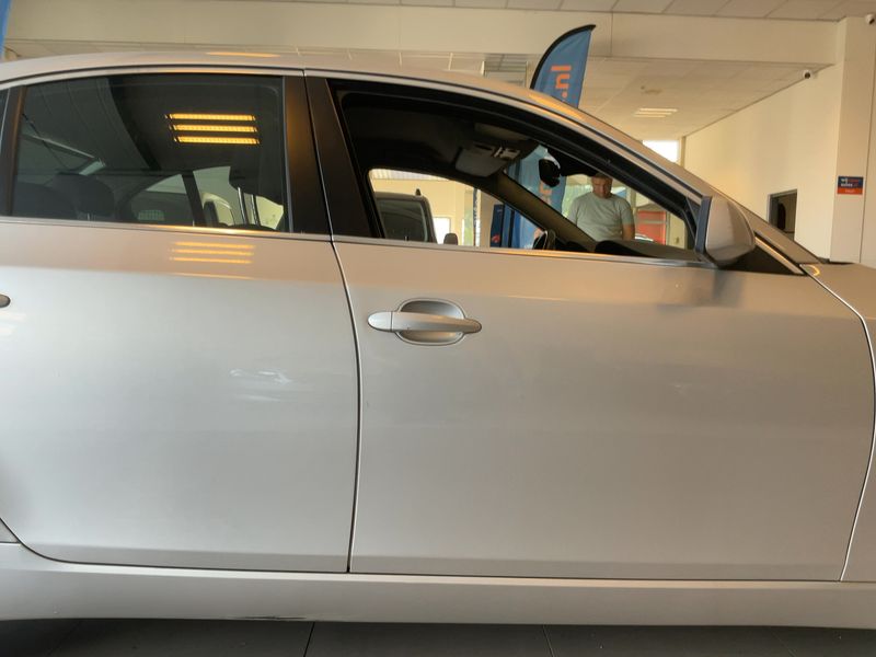 BMW 5er 523i 2009 – снимка 10