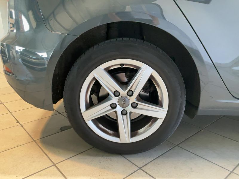 Audi A3 Sportback 1.6 TDI Business Line 2018 – снимка 9