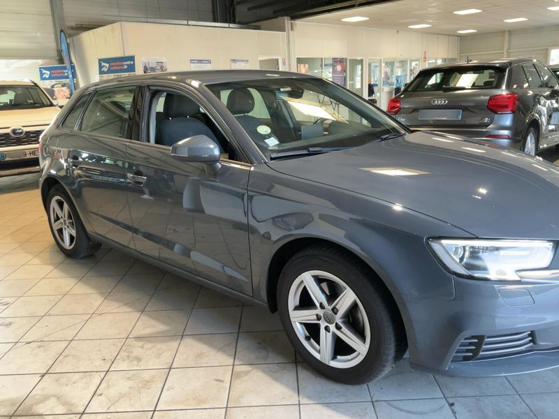 Audi A3 Sportback 1.6 TDI Business Line 2018 – снимка 12