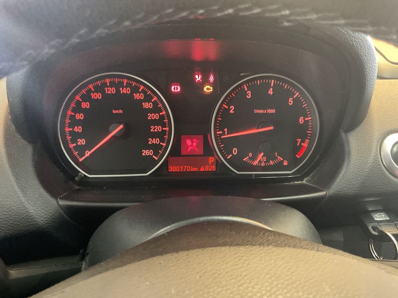 BMW 1er 120i 2008 – снимка 4