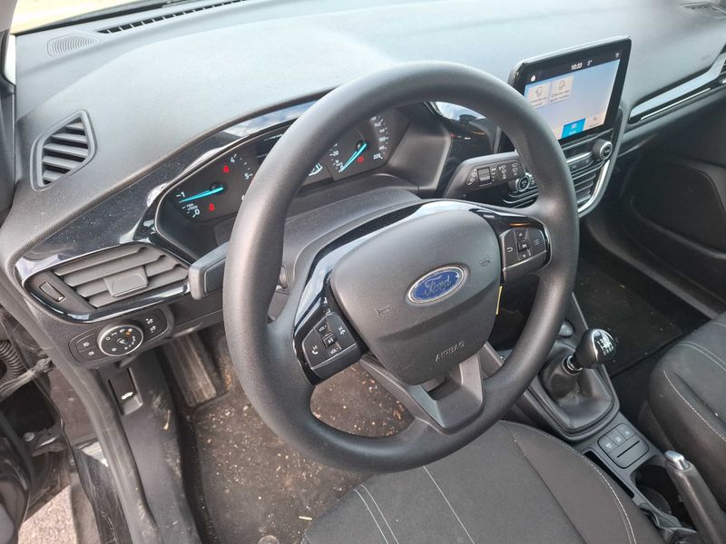 Ford Fiesta 1.5 TDCi Affaires Trend 2021 – снимка 61