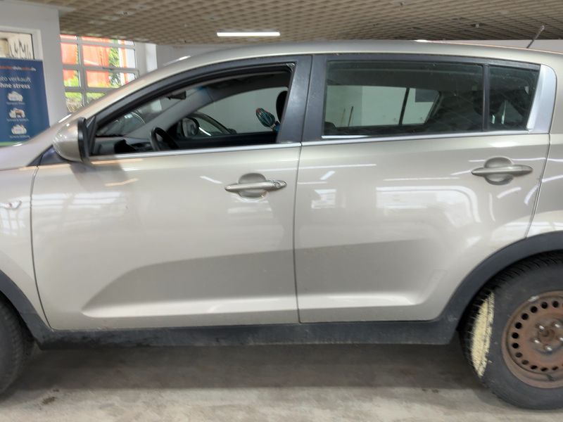 Kia Sportage 1.7 CRDi Cool 2WD 2013 – снимка 4