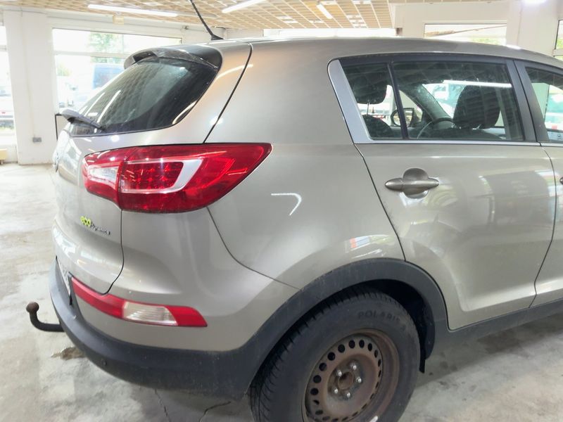 Kia Sportage 1.7 CRDi Cool 2WD 2013 – снимка 8