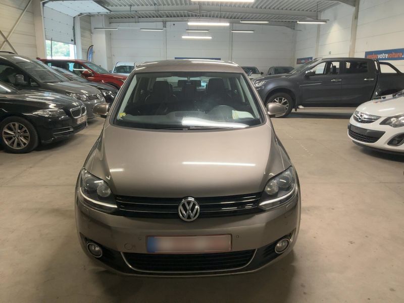 Volkswagen Golf VI Plus 1.6 TDI Highline 2011 – снимка 9