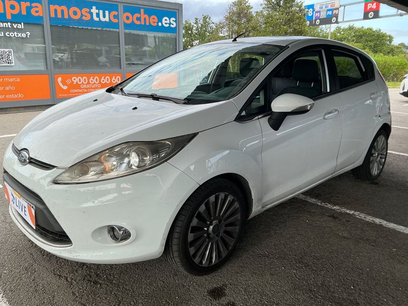 Ford Fiesta 1.6 TDCi Titanium 2010 – снимка 1