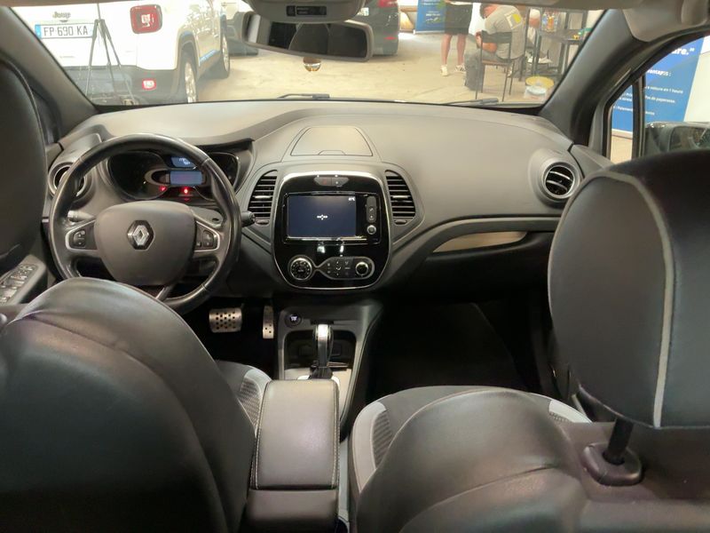 Renault Captur 1.5 dCi Iridium 2017 – снимка 17