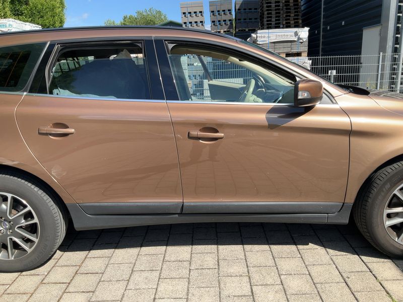 Volvo XC60 2.0 D4 Edition PRO 2WD 2013 – снимка 10