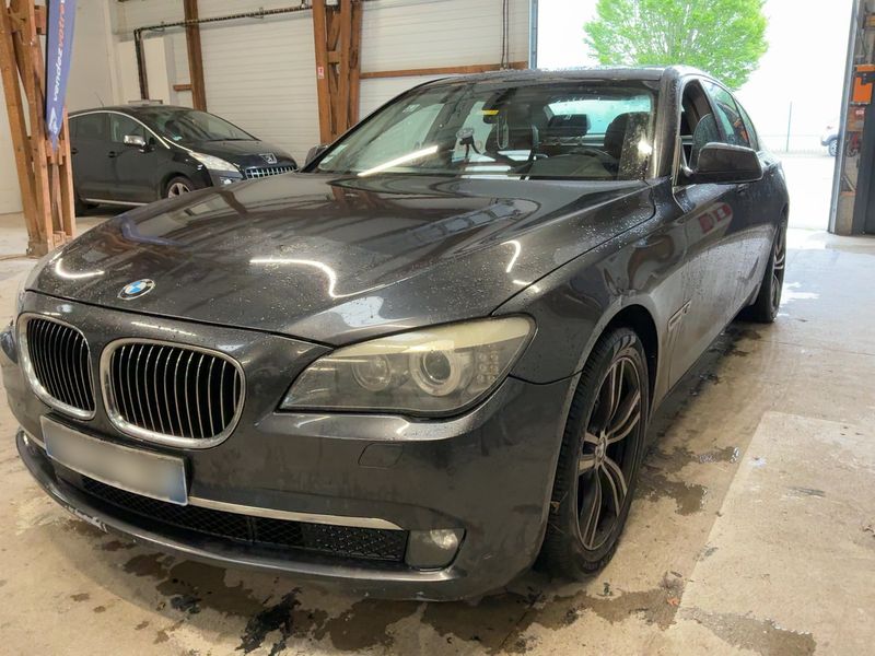 BMW 7er 730d 2011 – снимка 1