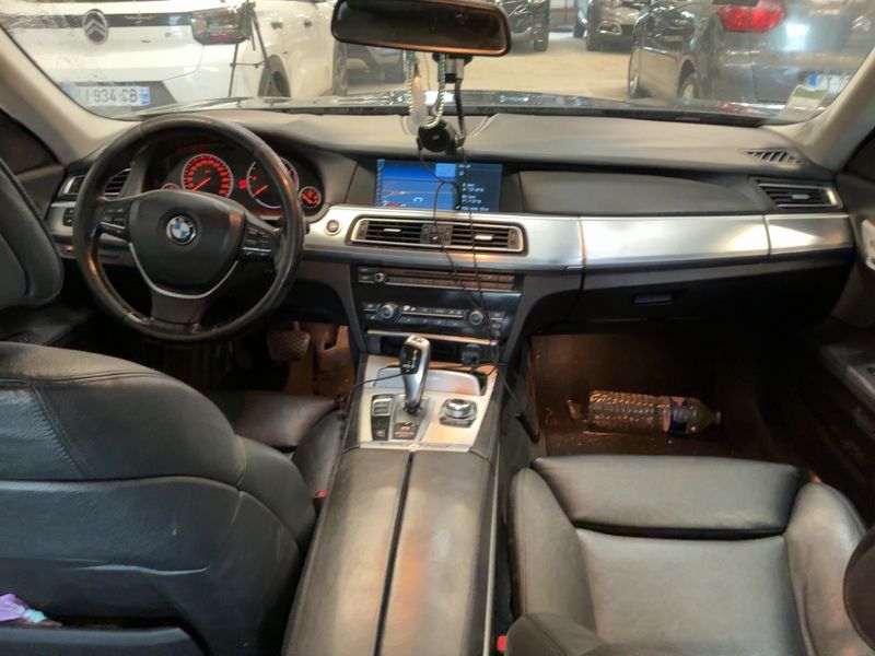 BMW 7er 730d 2011 – снимка 17