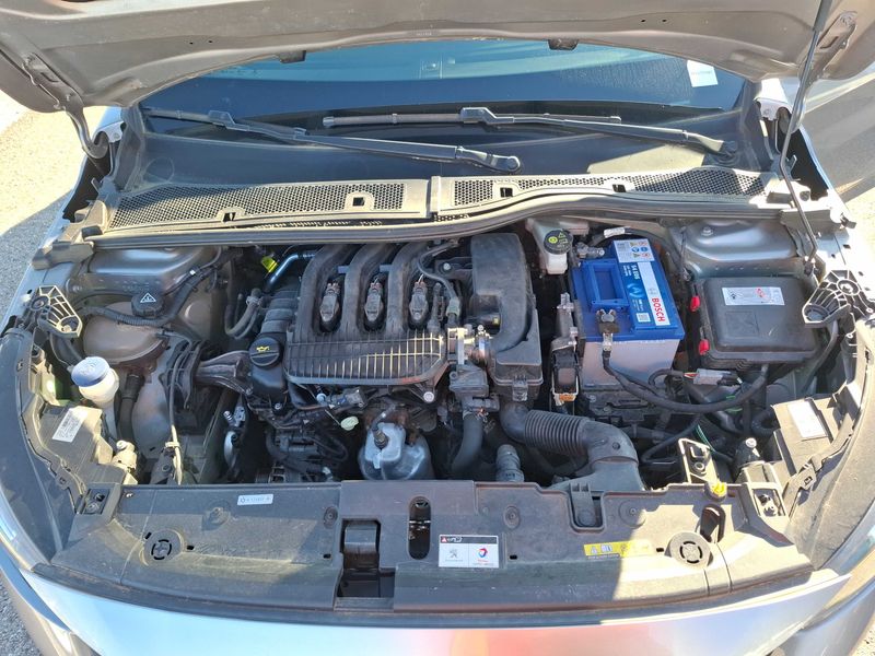 Peugeot 208 1.2 PureTech Active Business 2020 – снимка 8