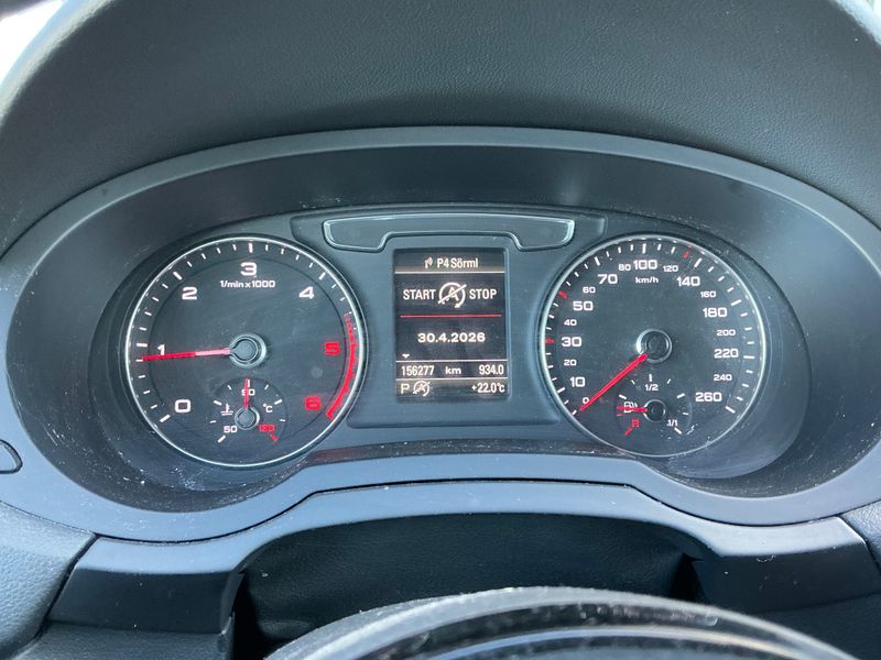 Audi Q3 2.0 TDI quattro Sport 2017 – снимка 18