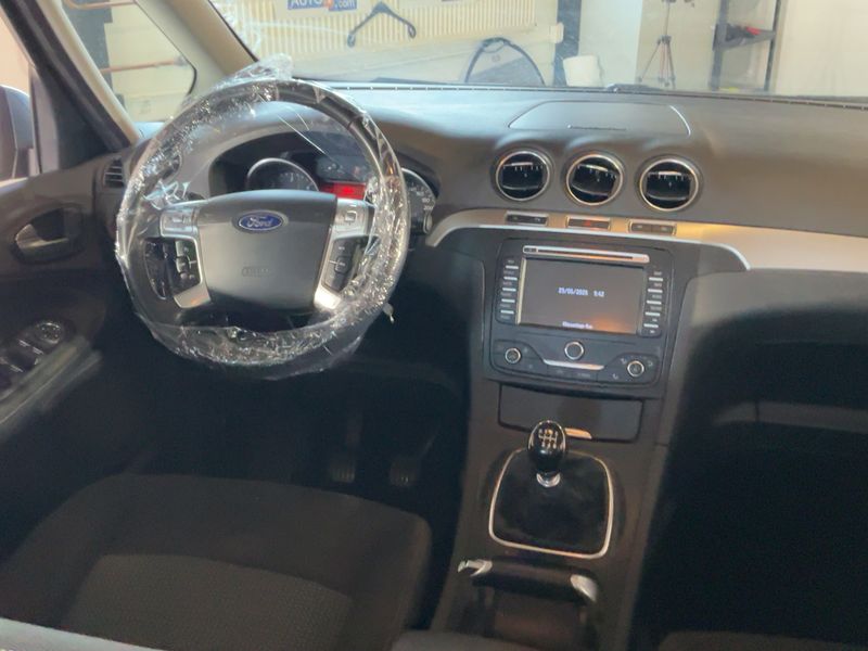 Ford Galaxy 1.6 TDCi Business Edition 2014 – снимка 18