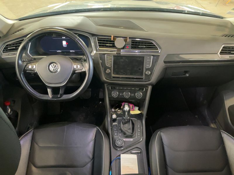 Volkswagen Tiguan 2.0 TDI Carat Edition 4Motion BlueMotion Tech 2016 – снимка 17
