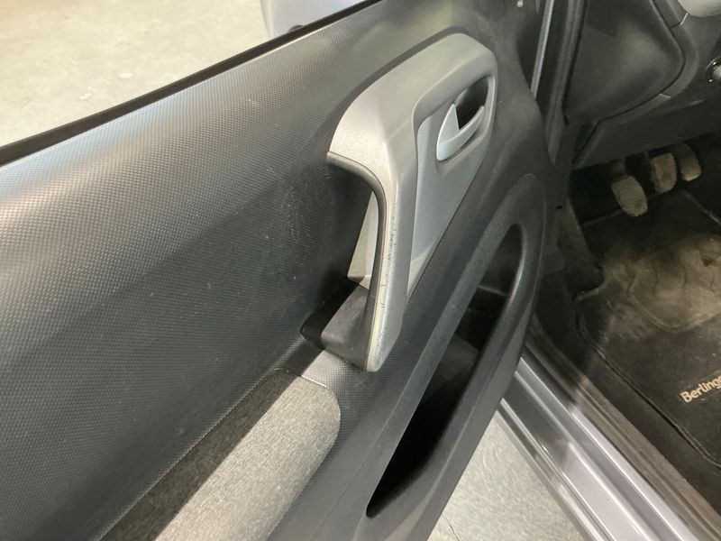 Citroen Berlingo 1.6 Blue-HDi Shine 2016 – снимка на щета 26