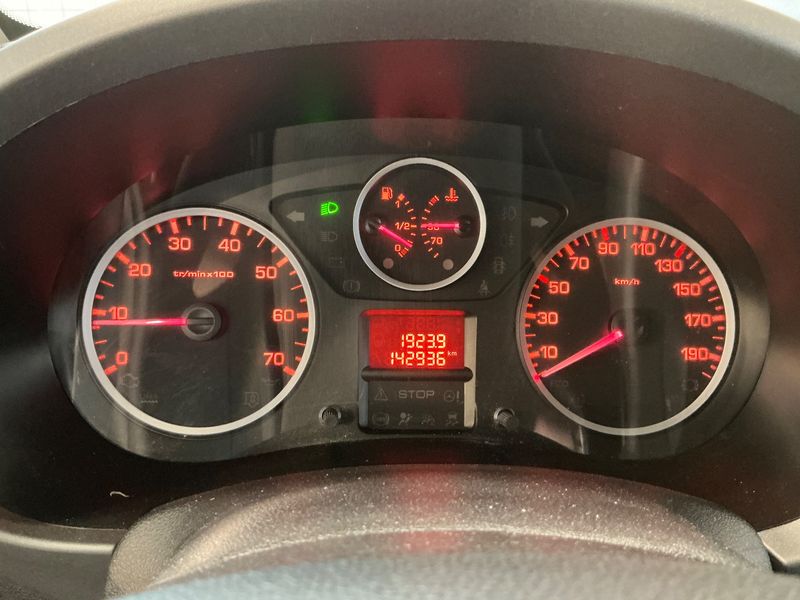 Citroen Berlingo 1.6 Blue-HDi Shine 2016 – снимка 19