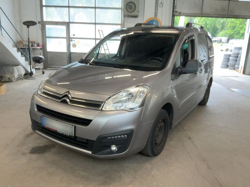 Citroen Berlingo 1.6 Blue-HDi Shine 2016 – снимка 1