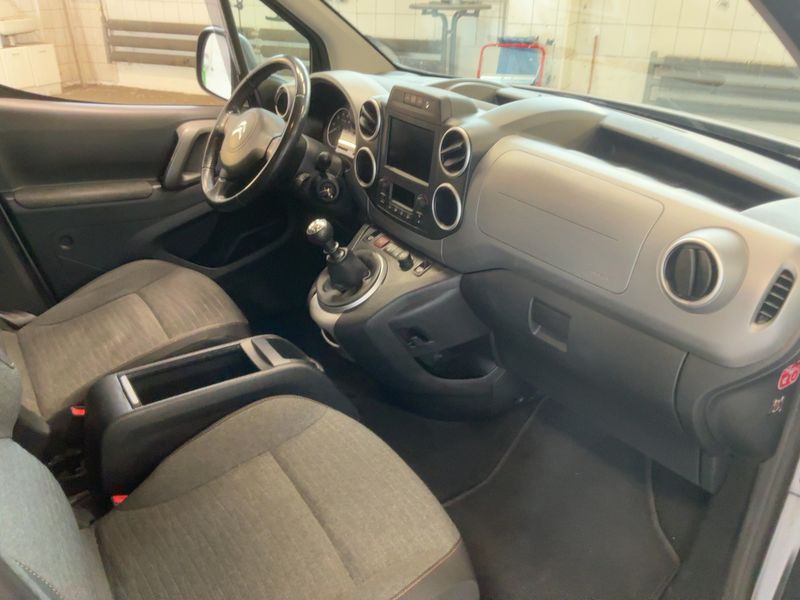Citroen Berlingo 1.6 Blue-HDi Shine 2016 – снимка 17