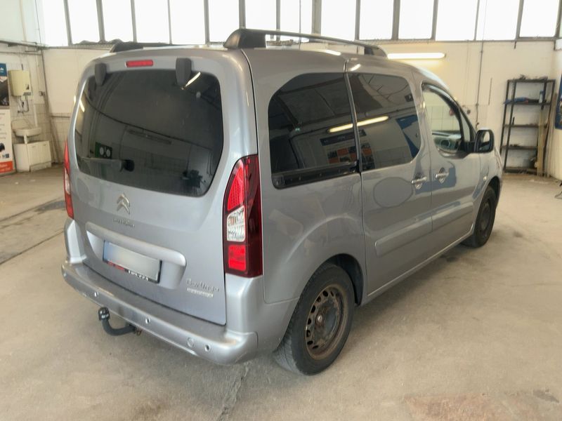 Citroen Berlingo 1.6 Blue-HDi Shine 2016 – снимка 8