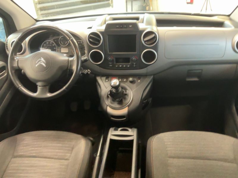 Citroen Berlingo 1.6 Blue-HDi Shine 2016 – снимка 18