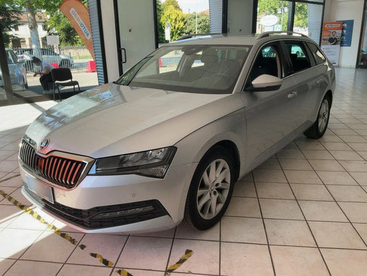 Skoda Superb 2.0 TDI Executive 2023 – снимка 1