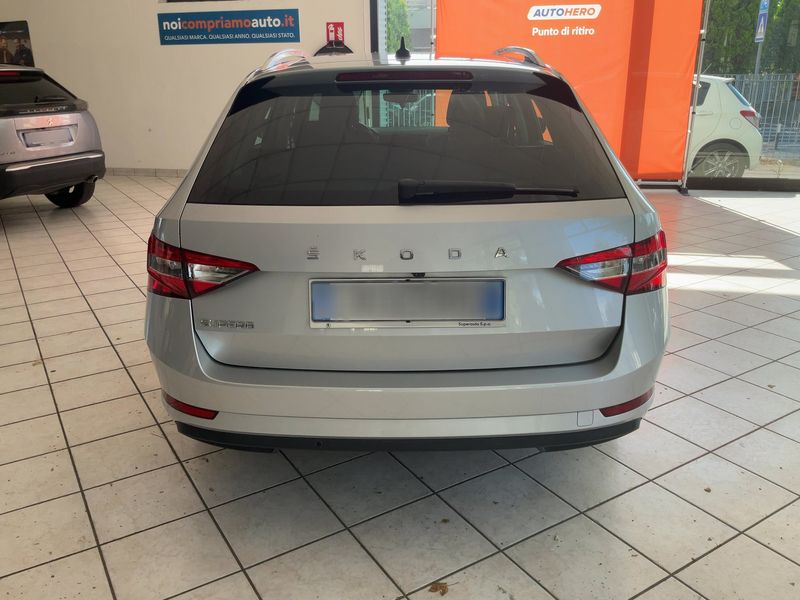 Skoda Superb 2.0 TDI Executive 2023 – снимка 7