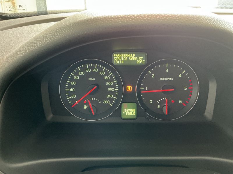 Volvo V50 1.6 DRIVe Kinetic 2010 – снимка 4