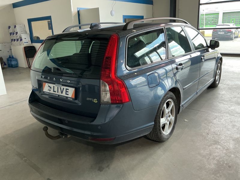 Volvo V50 1.6 DRIVe Kinetic 2010 – снимка 2