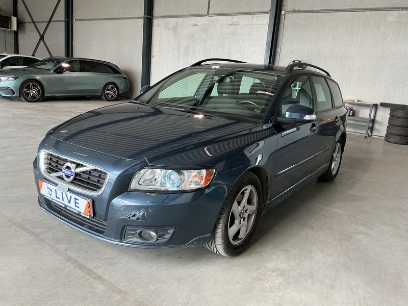 Volvo V50 1.6 DRIVe Kinetic 2010 – снимка 1
